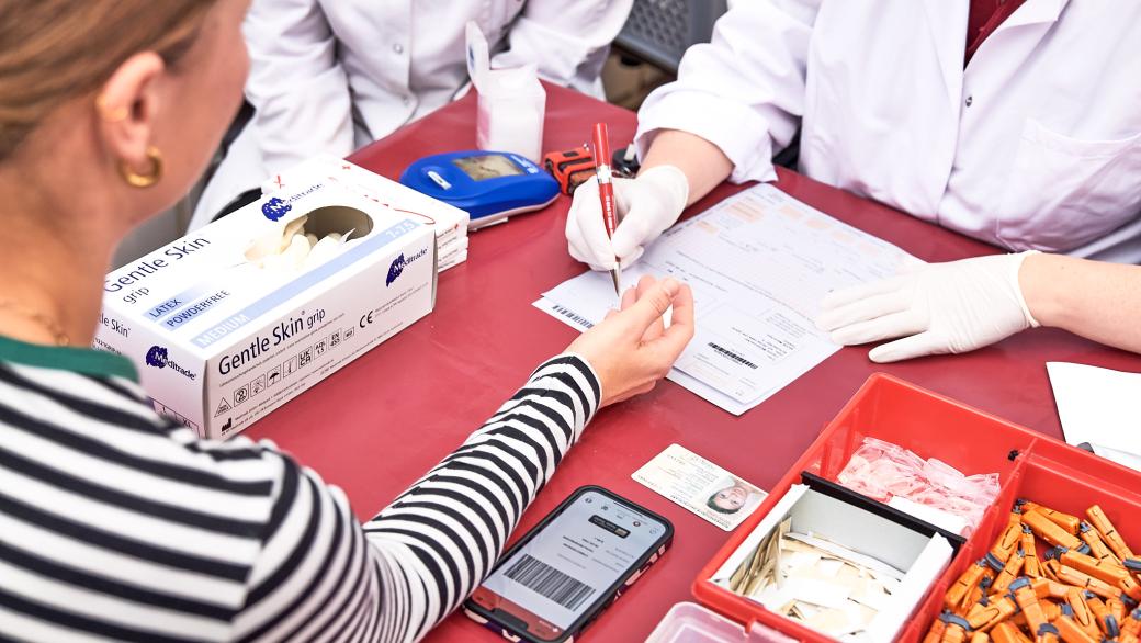 Labortätigkeiten Blutspende